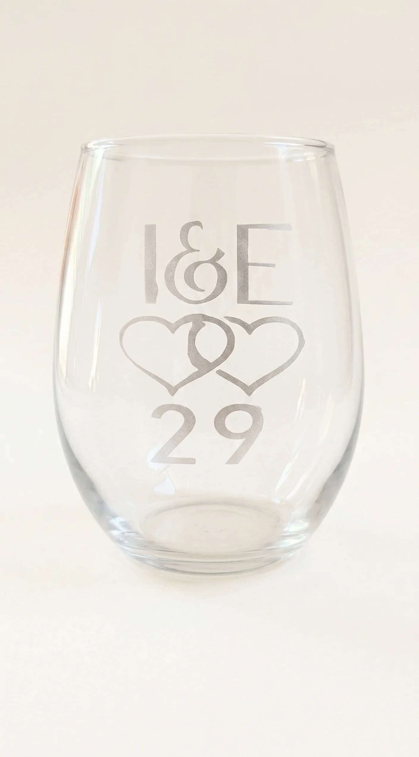 Copa de cristal con nombre grabado a láser